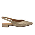 ZAPATO PLANO DESTALONADO CON TACHUELAS ORO