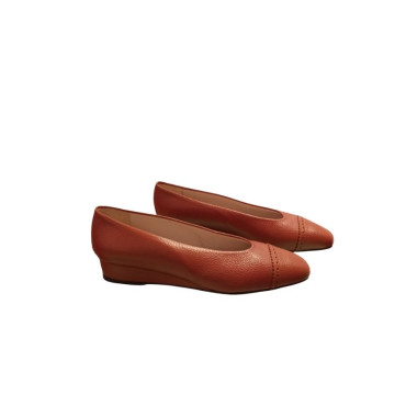 SALON CUÑA PIEL CUERO