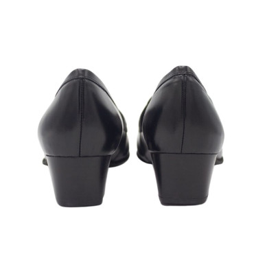 MOCASIN TACON NEGRO CON ANTIFAZ