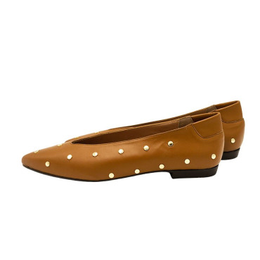 ZULEICA SALON CON TACHUELAS COÑAC