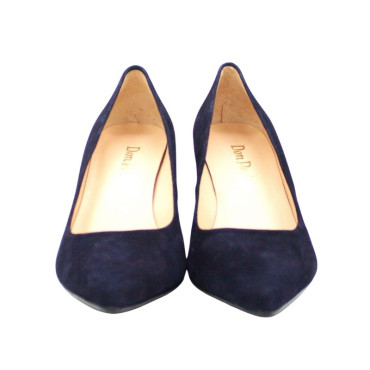 SALÓN DE TACÓN EN ANTE MARINO