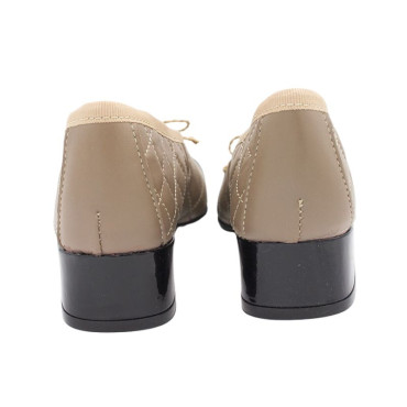 BAILARINA CON TACÓN MEDIO TOPO-NEGRO