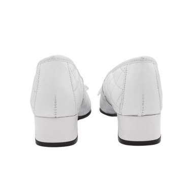 BAILARINA CON TACÓN MEDIO BLANCA