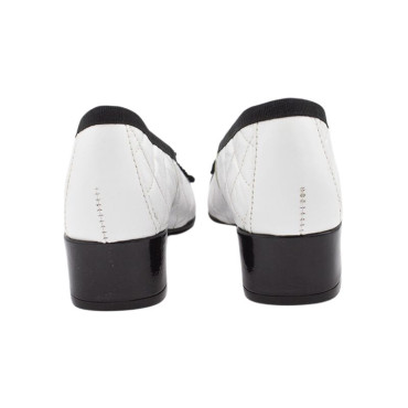 BAILARINA CON TACÓN MEDIO BLANCO-NEGRO