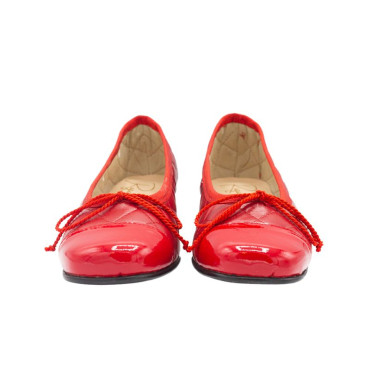 BAILARINA CON TACÓN MEDIO ROJA
