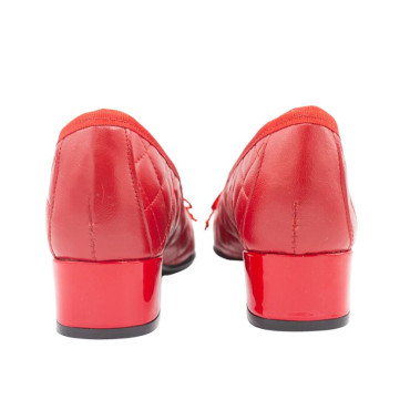 BAILARINA CON TACÓN MEDIO ROJA