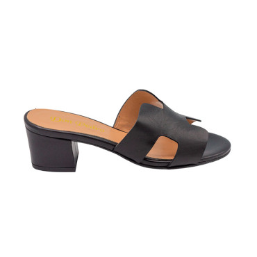 SANDALIA H CON TACON NEGRA