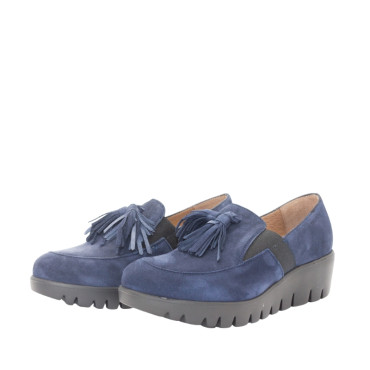 MOCASIN CON CUÑA Y BORLAS ANTE MARINO