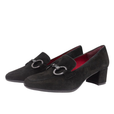 MOCASIN CON TACON Y ESTRIBO ANTE NEGRO