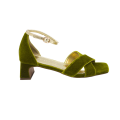 SANDALIA CON TIRAS CRUZADAS Y TACÓN BAJO VERDE