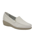 MOCASÍN CON CUÑA BLANCO