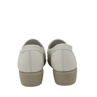 MOCASÍN CON CUÑA BLANCO
