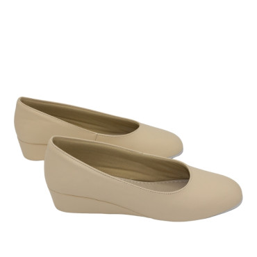 ZAPATILLA DE CASA CUÑA PIEL BEIGE
