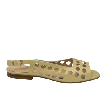 SANDALIA CON AGUJEROS ORO
