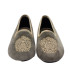 ZAPATILLA COPETE TERCIOPELO BORDADO GRIS