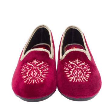 ZAPATILLA COPETE  TERCIOPELO BORDADO BURDEOS