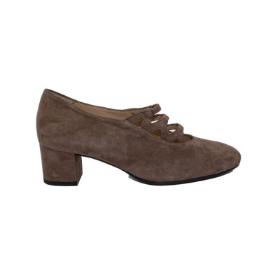 ZAPATÓN CON GOMAS ANTE TOPO