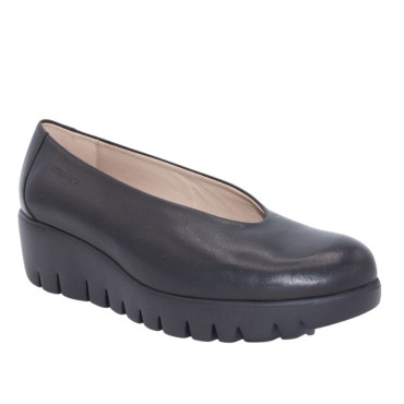 SALÓN CON CUÑA NEGRO