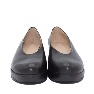 SALÓN CON CUÑA NEGRO