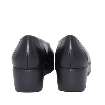 SALÓN CON CUÑA NEGRO