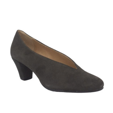 ZAPATO DE TACÓN CERRADO DE LADOS ANTE MARRÓN