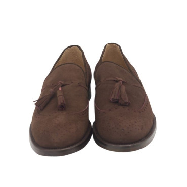 MOCASÍN CON BORLAS ANTE MARRÓN