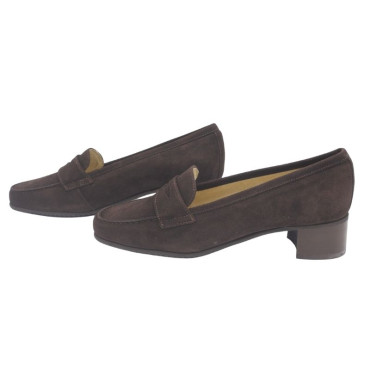 MOCASÍN CON ANTIFAZ Y TACÓN EN ANTE MARRÓN