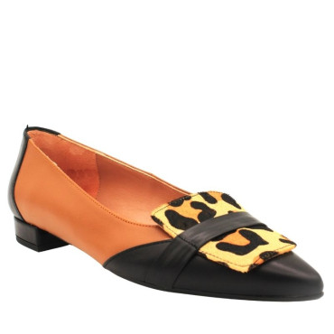 MOCASÍN CON ADORNO LEOPARDO