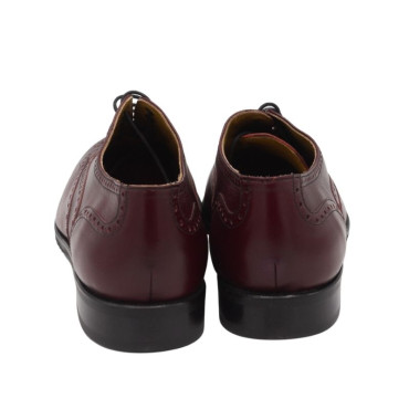 ZAPATO CON CORDONES INGLÉS BURDEOS
