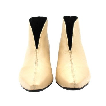 BOTIN TACÓN PIEL LISA BEIGE