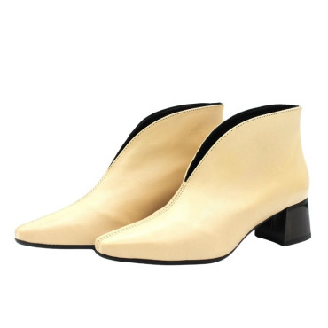 BOTIN TACÓN PIEL LISA BEIGE