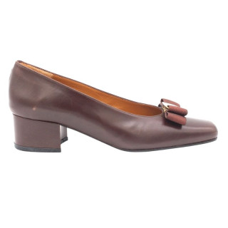 SALÓN CON LAZO MARRÓN