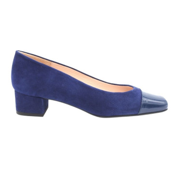 SALÓN DE ANTE CON PUNTERA CHAROL AZUL