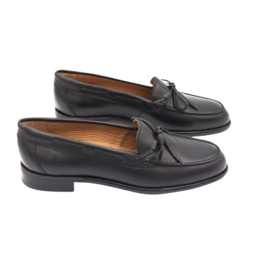 MOCASÍN CON LAZO NEGRO