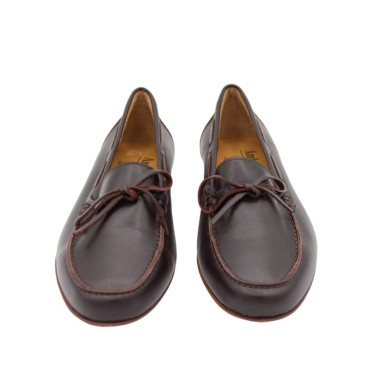 MOCASÍN CON LAZO MARRÓN