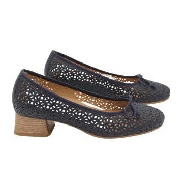 SALÓN CALADO CON TACÓN Y LAZO MARINO