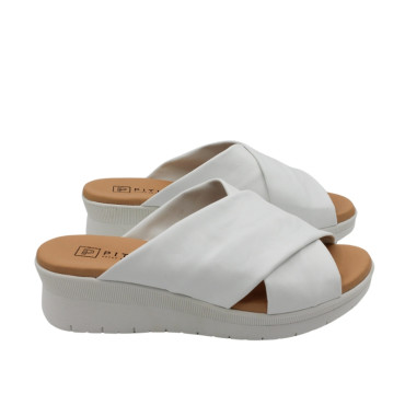 CUÑA DESTALONADA DE EMPEINE CRUZADO BLANCO