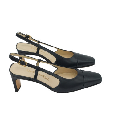 SALON ABIERTO DE TALON MARINO TACON RECTO