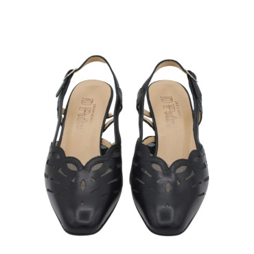 SALON CALADO ABIERTO DE TALON MARINO