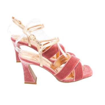 SANDALIA CON TIRAS CRUZADAS Y TACÓN ALTO ALTO ROSA