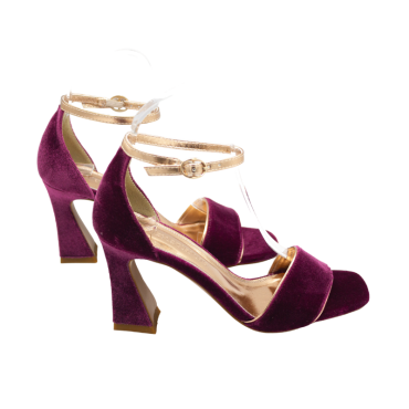 SANDALIA CON TIRA Y TACÓN ALTO MAGENTA