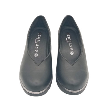 SALÓN DE PIEL CON CUÑA NEGRO