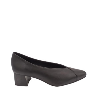 SALÓN TACÓN MEDIO NEGRO