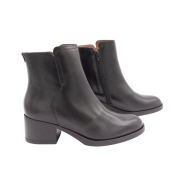 BOTÍN PIEL TACÓN MEDIO NEGRO