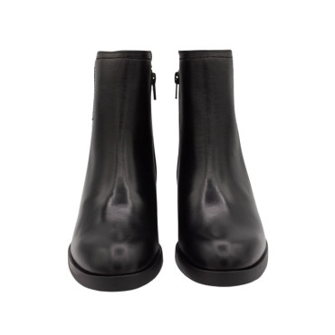 BOTÍN PIEL TACÓN MEDIO NEGRO