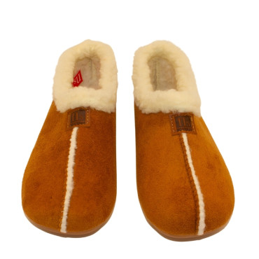 ZAPATILLA CERRADA BORREGO CAMEL