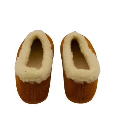 ZAPATILLA CERRADA BORREGO CAMEL