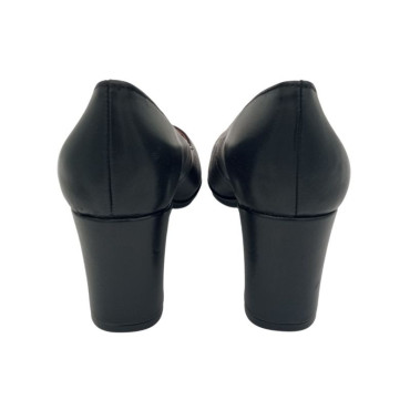 SALON NEGRO TACON ALTO