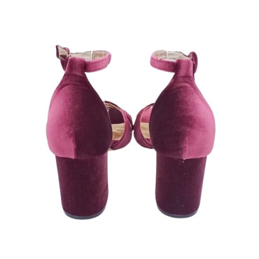 SANDALIA CADENA TERCIOPELO ROSA OSCURO