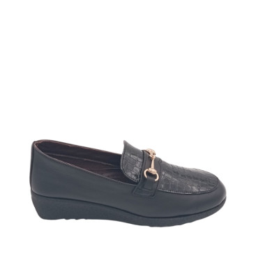 MOCASIN CUÑA BAJA PALA GRABADA NEGRO